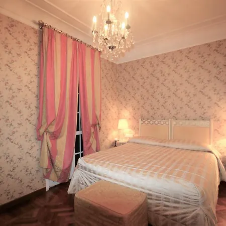 酒店 艾尔伯格特雷波希酒店 4*