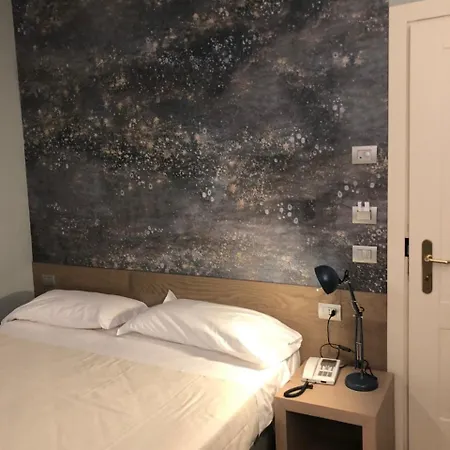 酒店 艾尔伯格特雷波希酒店