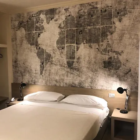 艾尔伯格特雷波希酒店 4*