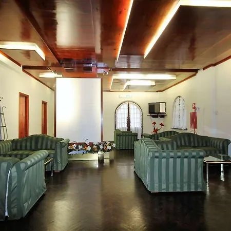 艾尔伯格特雷波希酒店 酒店 丰塔内拉托