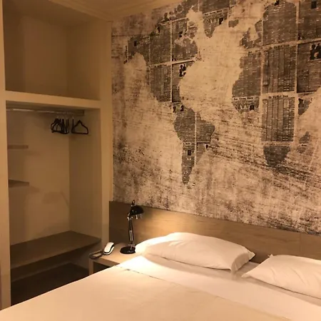 Tre Pozzi ホテル 4*