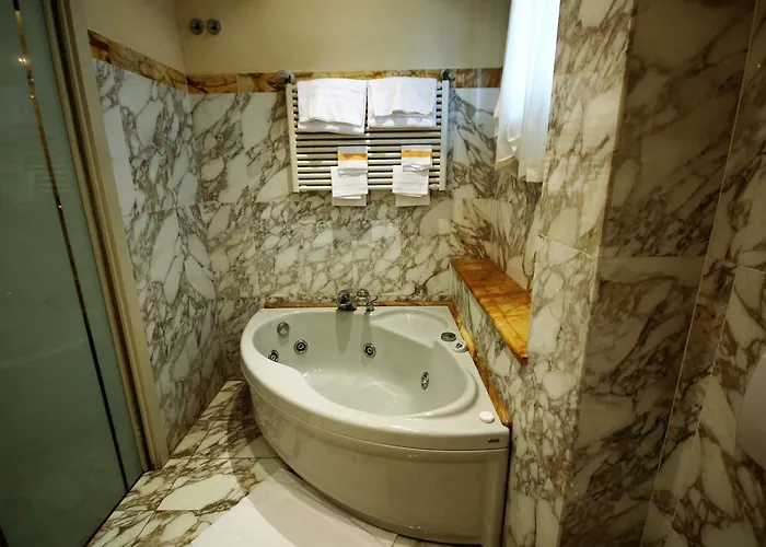 Tre Pozzi ホテル フォンタネッラート