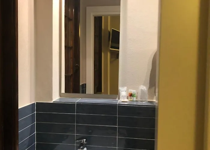 Tre Pozzi فندق فونتانيلاّتو